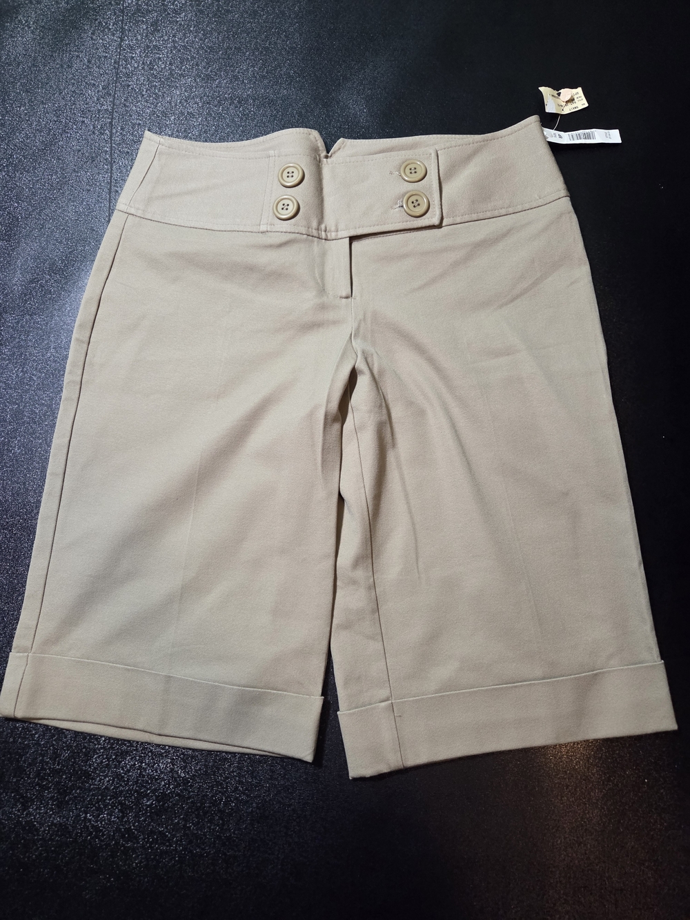 Courtenay Beige High-Waist Button Cuffed Bermuda Shorts Size 8P